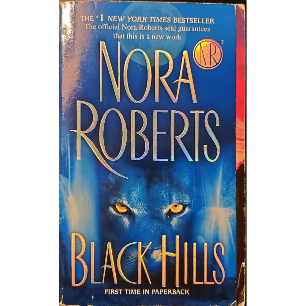 Black Hills by Nora Roberts paperback